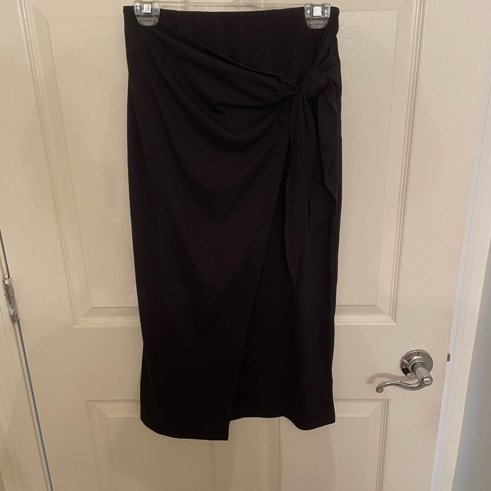 Black skirt